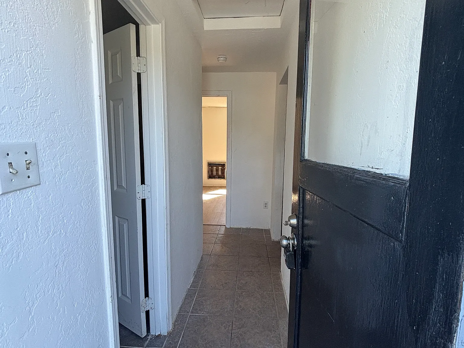 2 bed, 1.5 bath, $1,195 — Photo 3