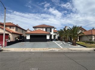 8027 Palermo St, Fontana, CA 92336