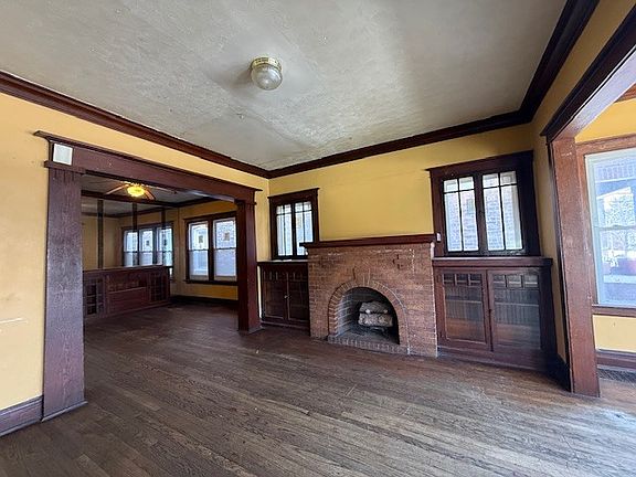 3rd image of 1217 N Mason Ave