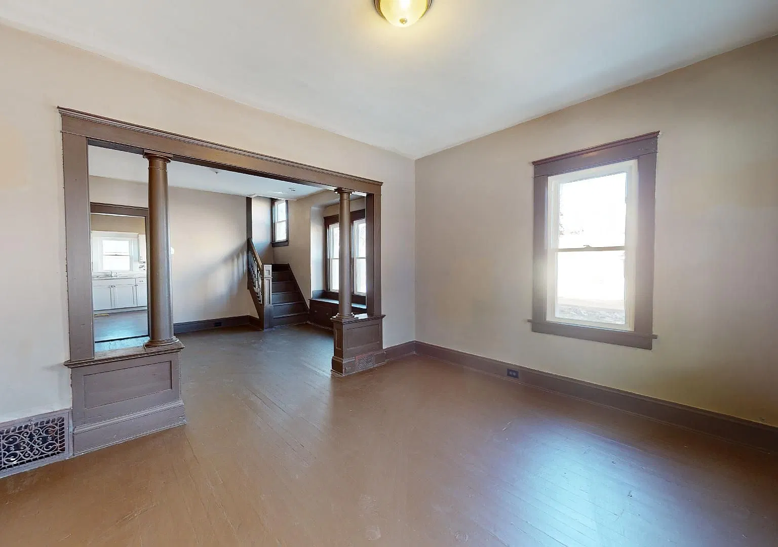 3 bedroom - two story apartment on Cleveland's Westside — Photo 1