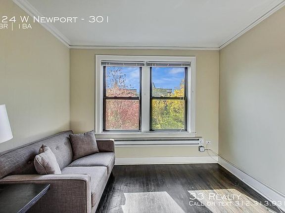 5th image of 924 W Newport Ave APT 301