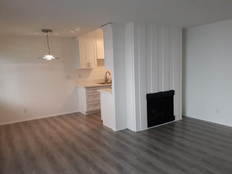 2nd image of 1810 Prosser Ave APT 9