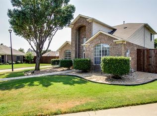 1541 Fairfield Ct, Lewisville, TX 75077
