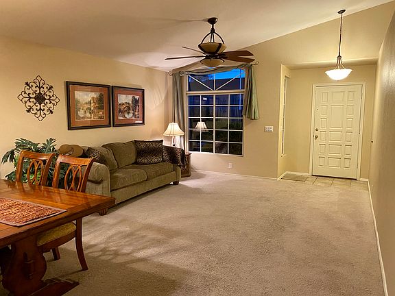4th image of 2422 E Cottonwood Ln