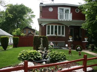 6010 N Avondale Ave, Chicago, IL 60631