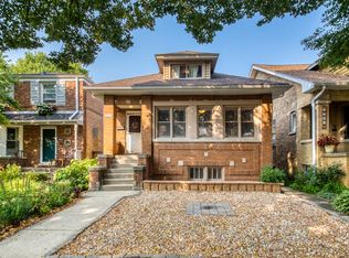 9048 Ewing Ave, Evanston, IL 60203