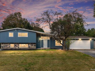 5559 Abington Rd, West Bloomfield, MI, 48322