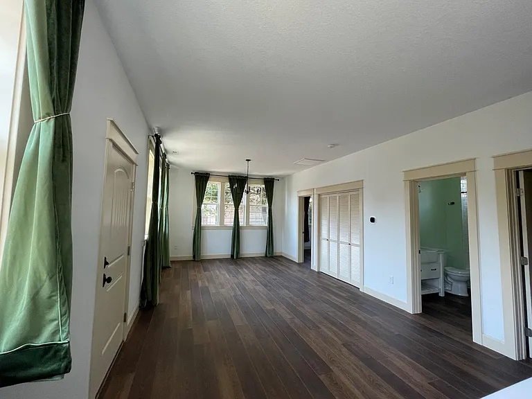 514 NW 45th St — Photo 14