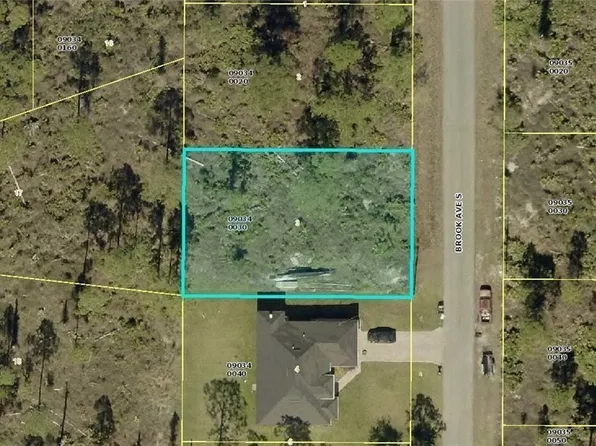 338 Brook Ave S, Lehigh Acres, FL 33974