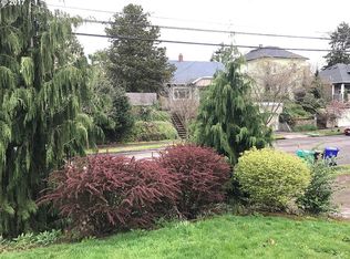 2104 N Sumner St, Portland, OR 97217