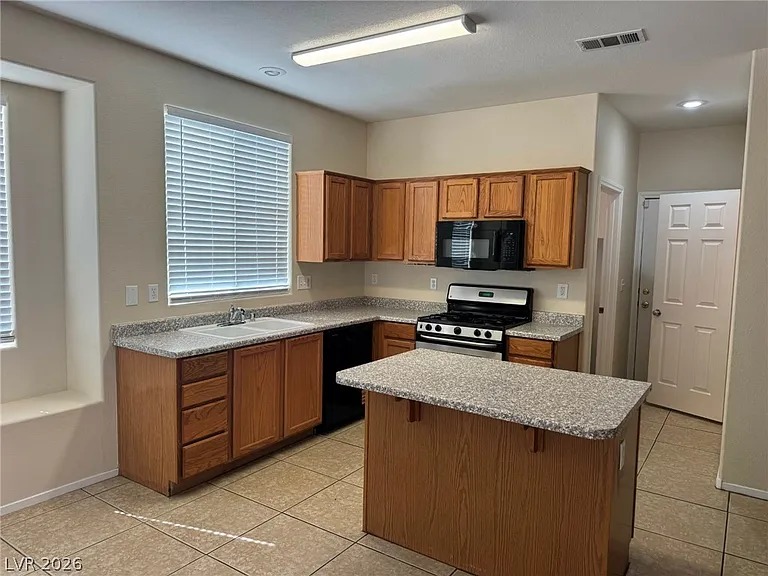 8901 Medicine Wheel Ave — Photo 20