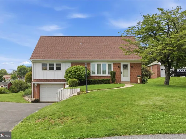 48 Highland Dr, Lancaster, PA 17602
