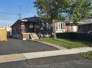 65 Elnathan Cres, Toronto, ON M9L 2G2