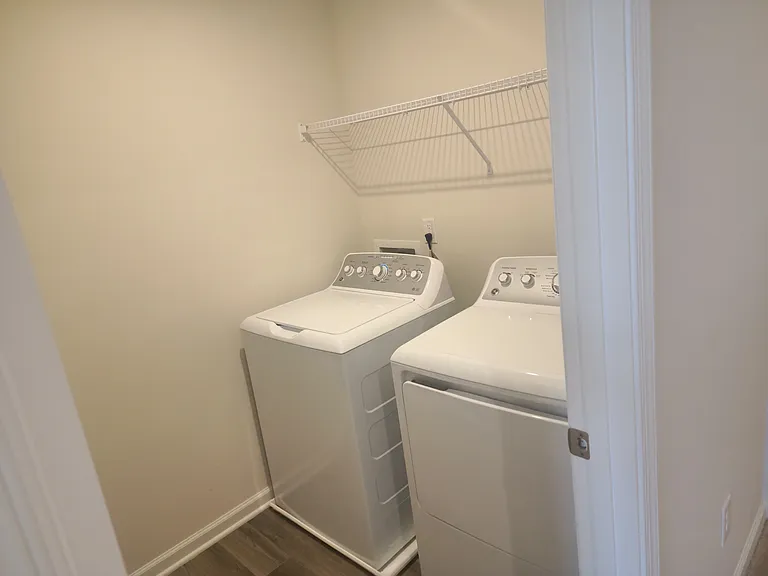 180 Donatella Way — Photo 9