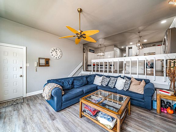 3rd image of 700 Atlantic Ave #3