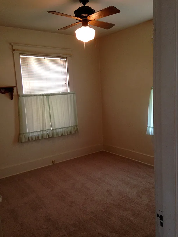 2116 Main St photo 1