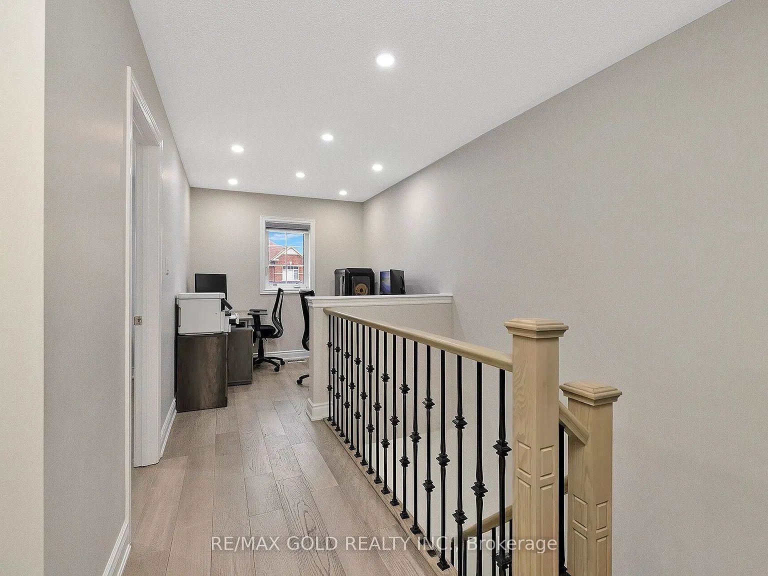 3 bed, $2,999 — Photo 4