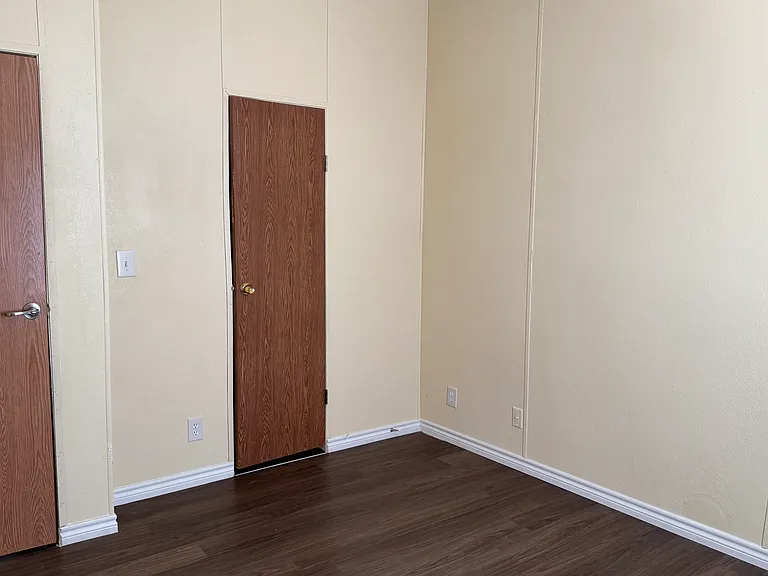 3503 Creekside Dr — Photo 14