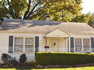 1612 SW Campbell Ave, Topeka, KS 66604