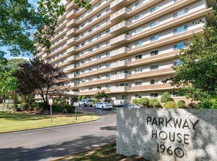 Parkway House, Memphis, TN 38112