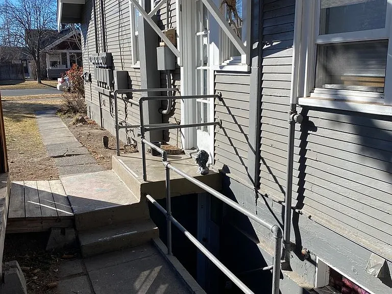 344 Delaware Ave #5 — Photo 1
