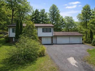 583 Summers School Rd, Morgantown, WV 26508