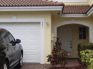 921 Imperial Lake Rd #1, West Palm Beach, FL 33413