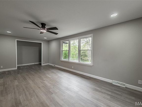 2nd image of 102 Highland St