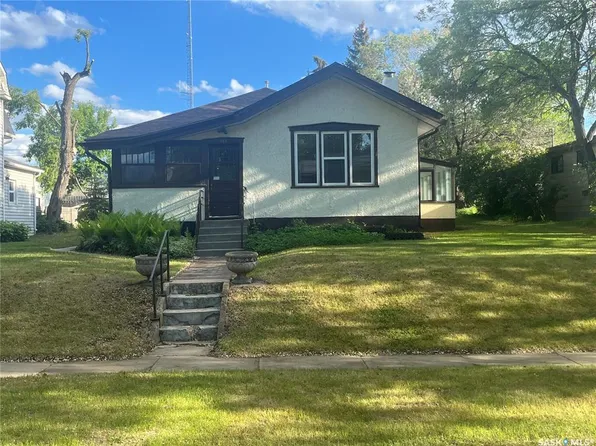 161 21st STREET W, Prince Albert, SK S6V 4H8