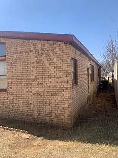 3rd image of 7805 E County Road 7400