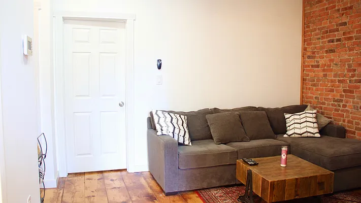 Rented by True Real Estate Group | media 6