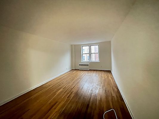 5th image of 43-22 49th St #1B