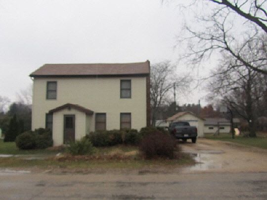 1st image of 160 Cedar Ct
