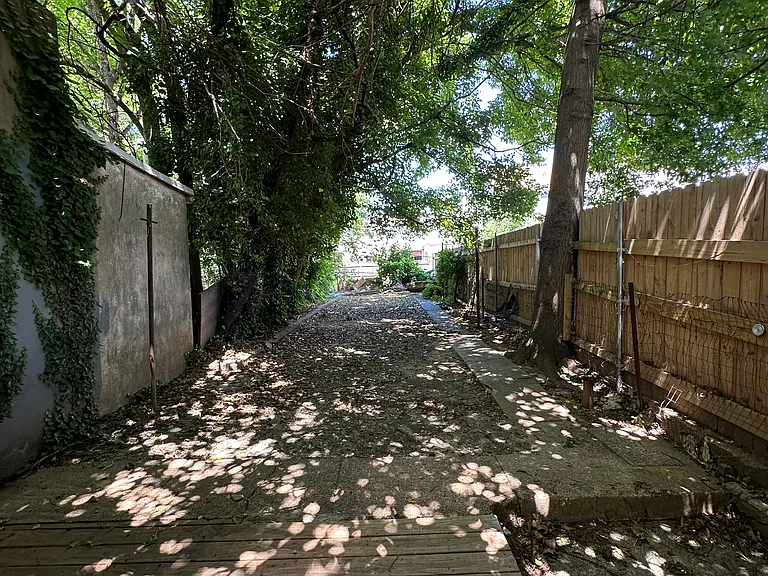 Back Yard- fenced in.