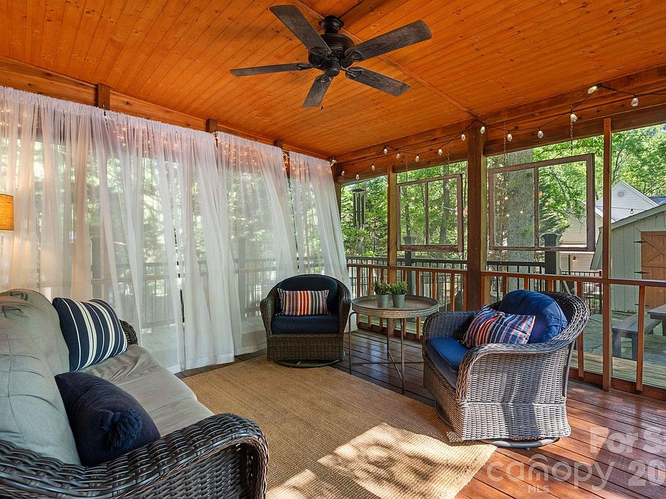 1st image of 817 Bent Wood Ct