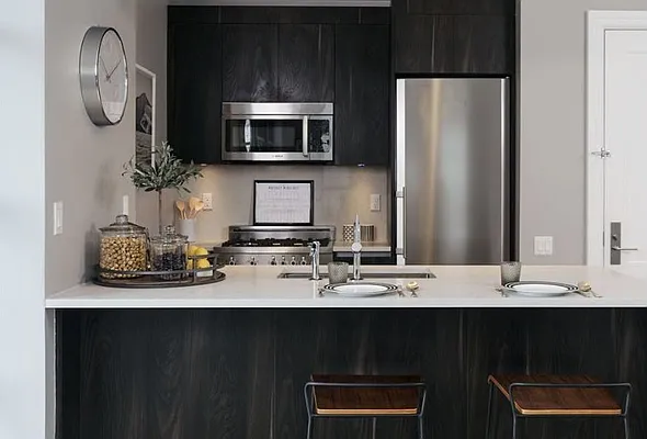 Rented by Charney Real Estate LLC | media 22