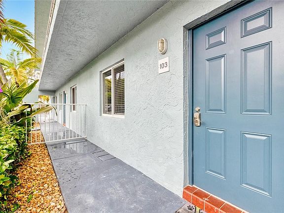 2nd image of 1311 NE 18th Street #103