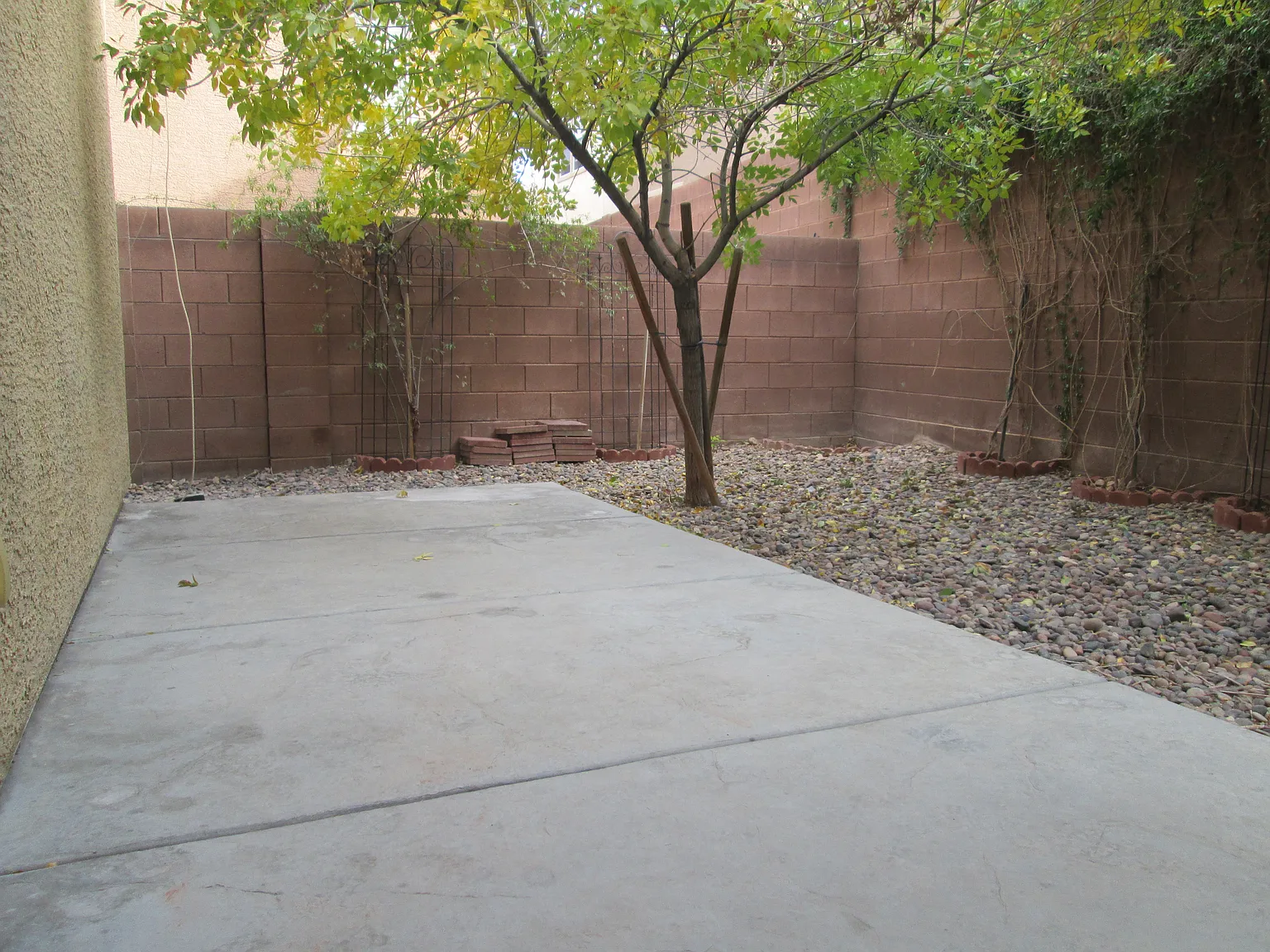 3 bed, 1739 sqft, $1,895 — Photo 3