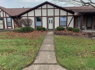 955 Pine Needles Dr, Dayton, OH