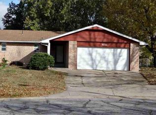 8722 E Lakeland Cir, Wichita, KS 67207