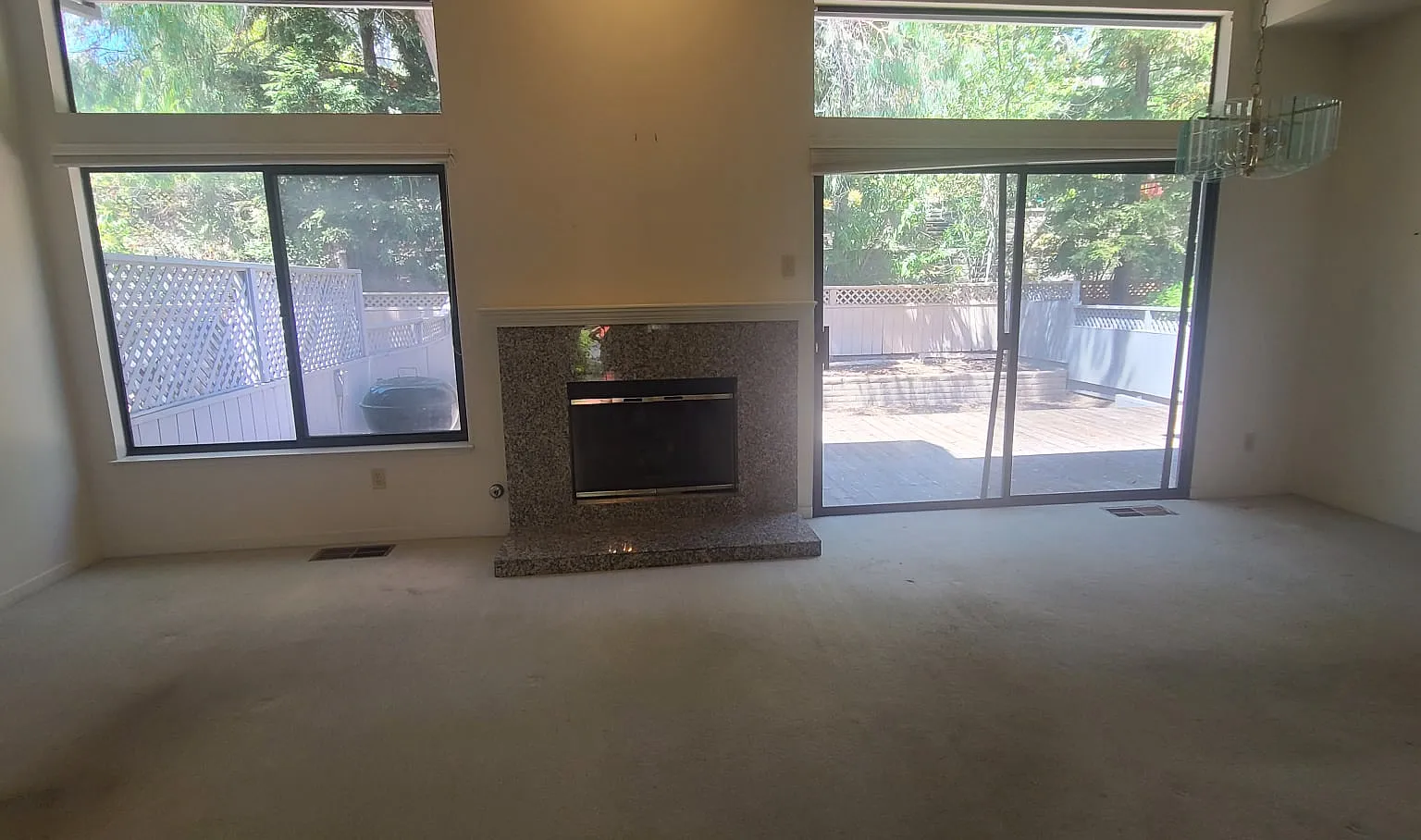3 bed, 2.5 bath, 1752 sqft, $4,500 — Photo 4