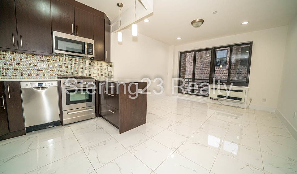 1st image of 22-09 Astoria Blvd #3C
