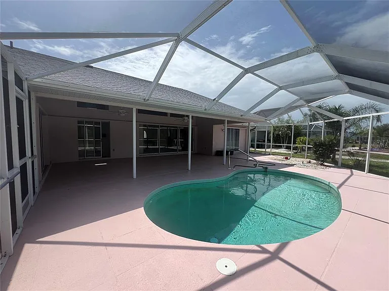 2300 Mauritania Rd — Photo 41