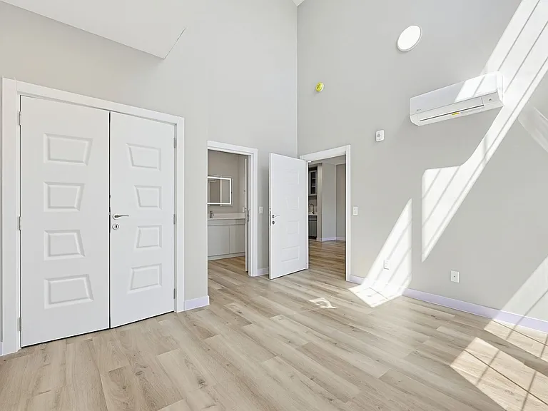 Taj Estates of Franklin II — Photo 206