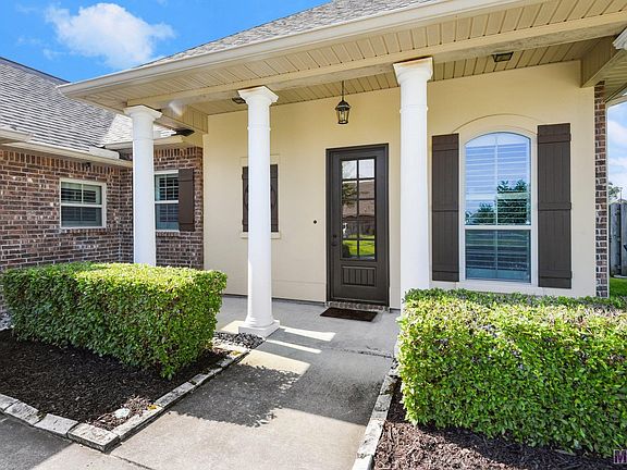 3rd image of 41361 Aqua Marine Ave