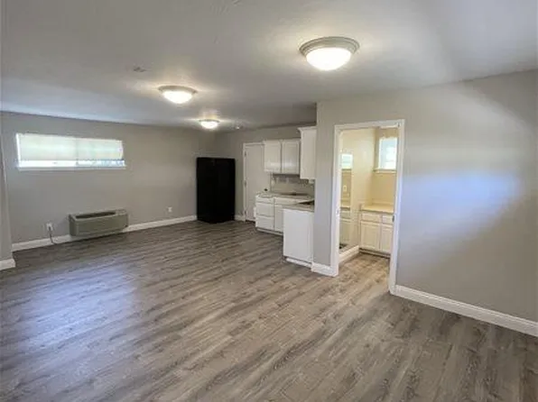 (undisclosed Address), Atascadero, CA 93422