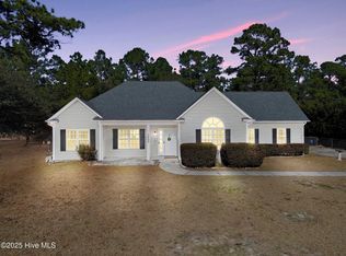 3824 Avondale Dr NE, Leland, NC 28451