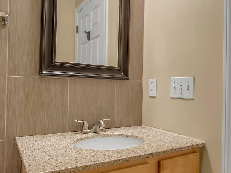 691 Skinnersville Rd #4 — Photo 17