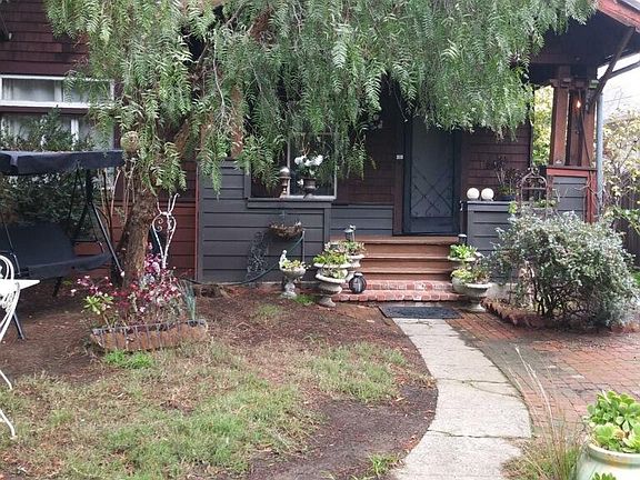 3rd image of 44 Sequoia Dr