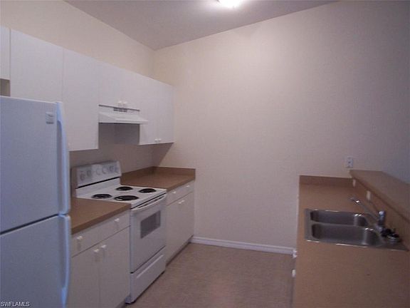 2nd image of 538 SE 7th Ave